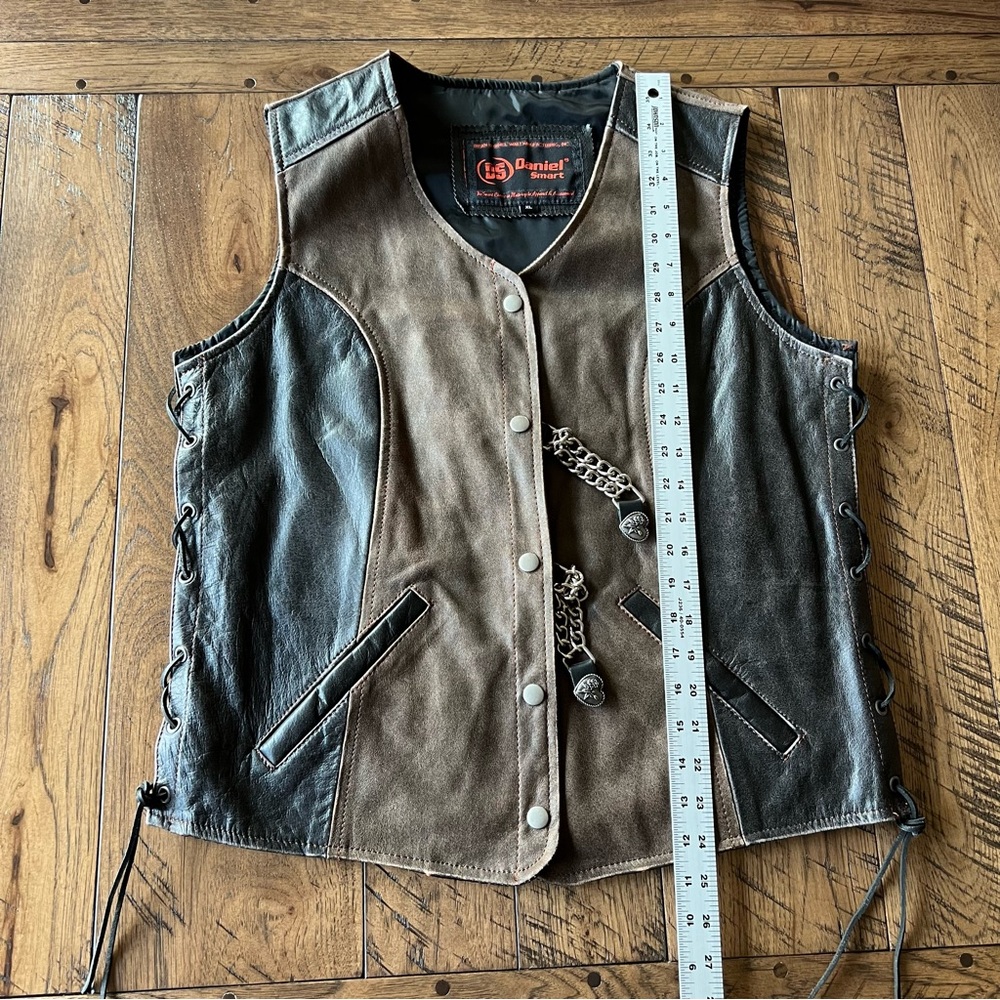 Daniel Smart Vest Womens XL Two-Toned Leather Side-Laced Conceal Carry Chains - Picture 14 of 15